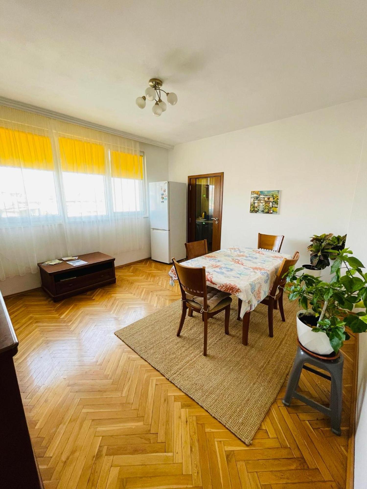 Appartamento Sunny Cozy Flat In The Centre, Close To Beach, 4 Rooms, 105sqm