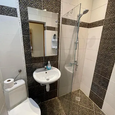 Sunny Cozy Flat In The Centre, Close To Beach, 4 Rooms, 105Sqm Varna Exterior photo