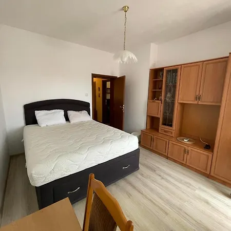Sunny Cozy Flat In The Centre, Close To Beach, 4 Rooms, 105Sqm Varna Exterior photo